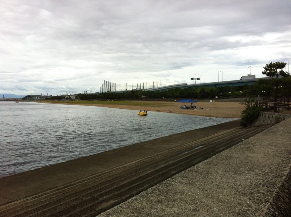 甲子園浜海浜公園（西宮市）<br />新型コロナウイルスの感染拡大防止のため、現在飲食、宴会、バーべキューは禁止されています。<br />(令和2年4月1日～)