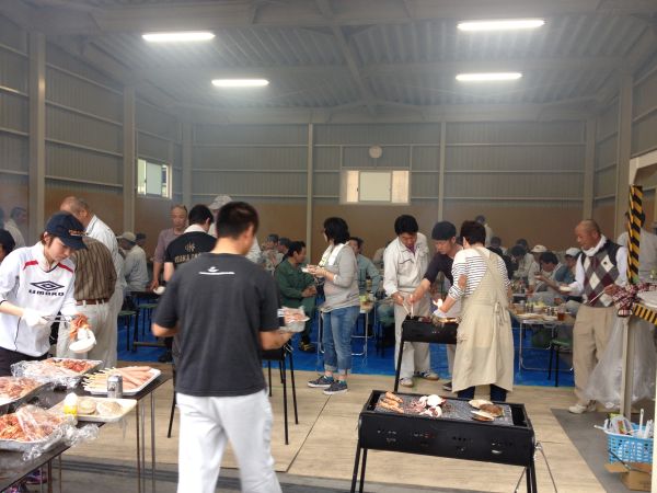 会社敷地BBQ